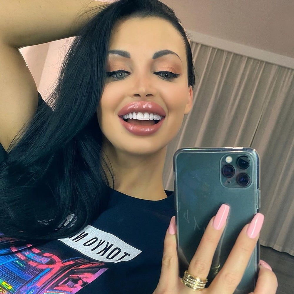 Aletta ocean instagram
 #105990675