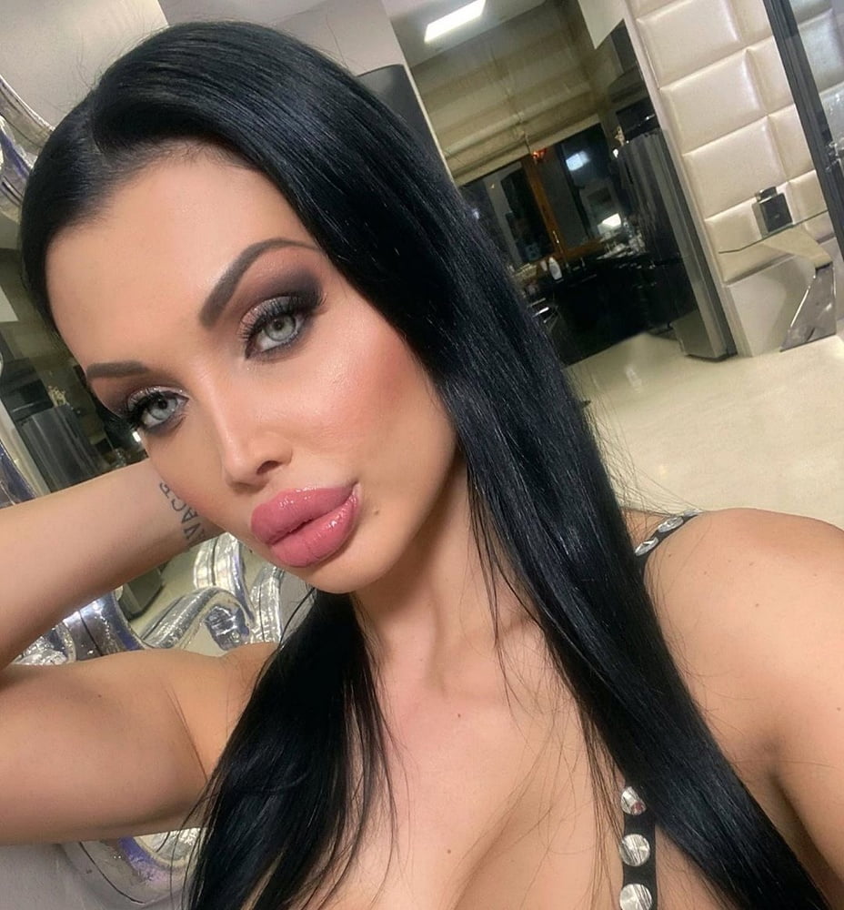 Aletta Ocean Instagram #105990677