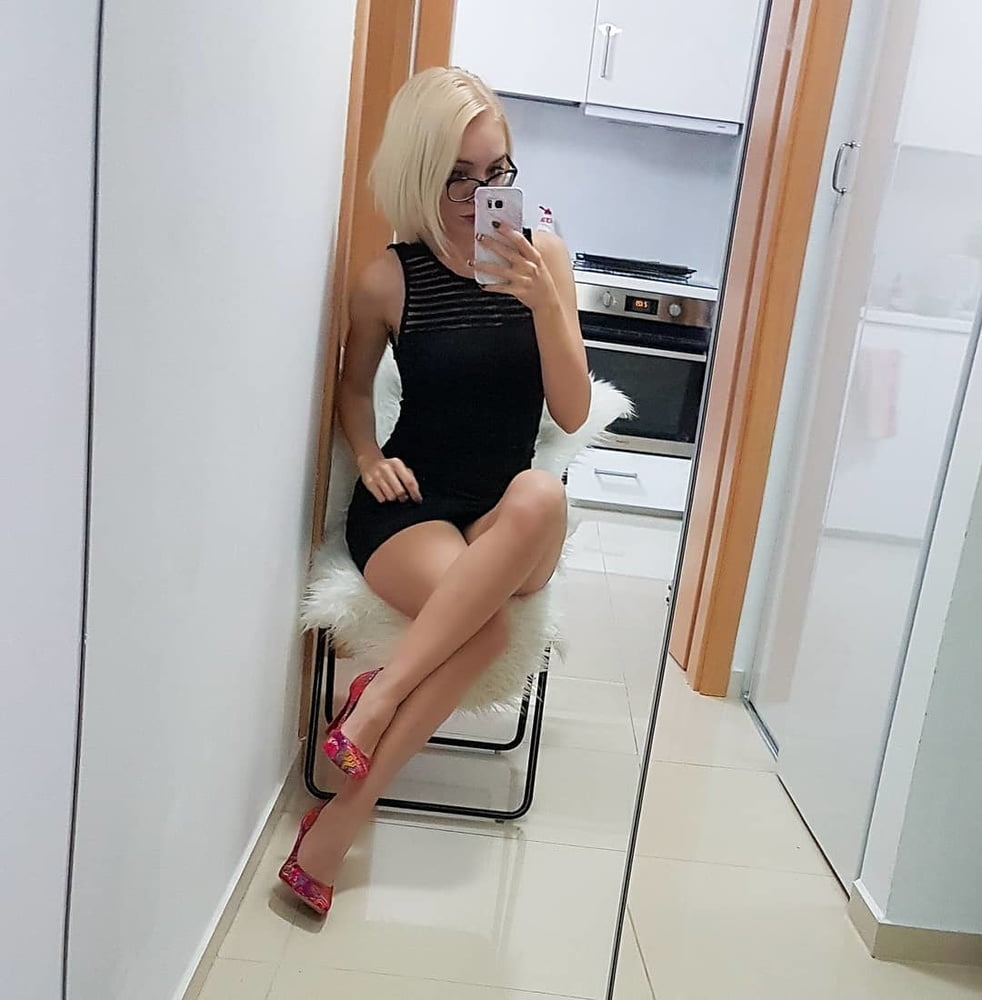 Caliente gril ucraniano que le gusta doble anal mostrando su cuerpo 2
 #88648098