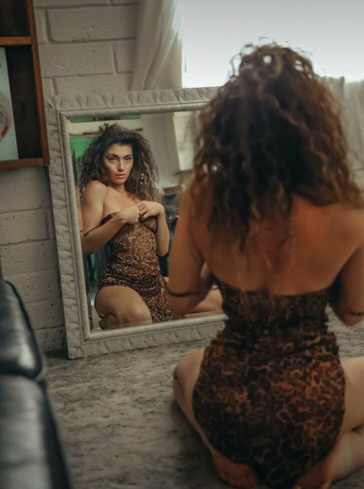 Gillian Barnes nude #108202446