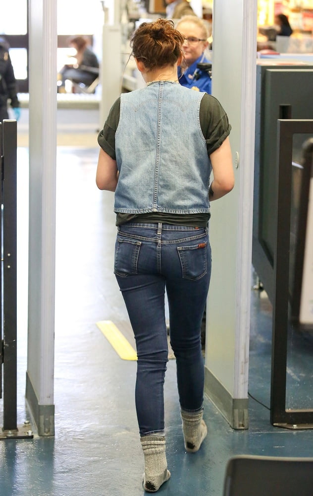 Kristen Stewart Tight jeans only #93464055