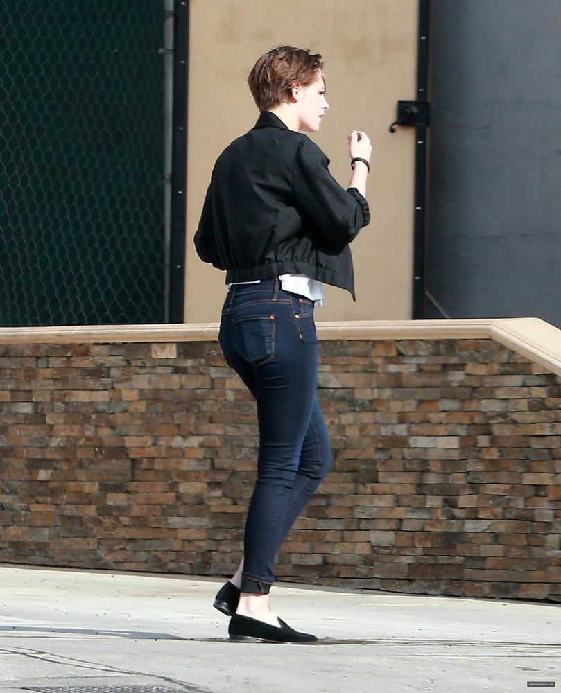 Kristen Stewart Tight jeans only #93464067