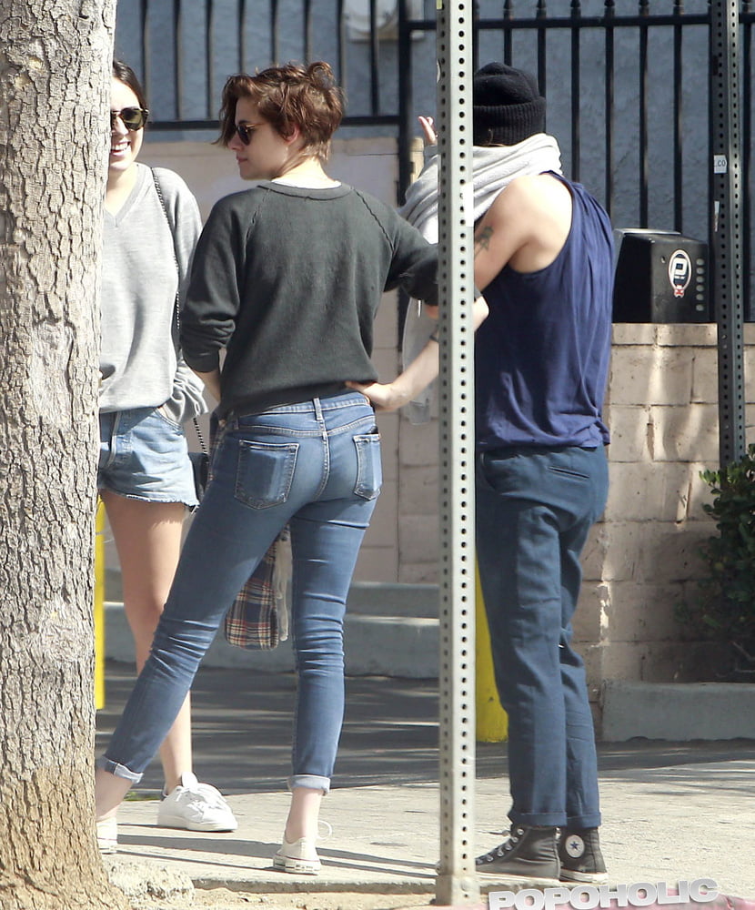 Kristen Stewart Tight jeans only #93464078