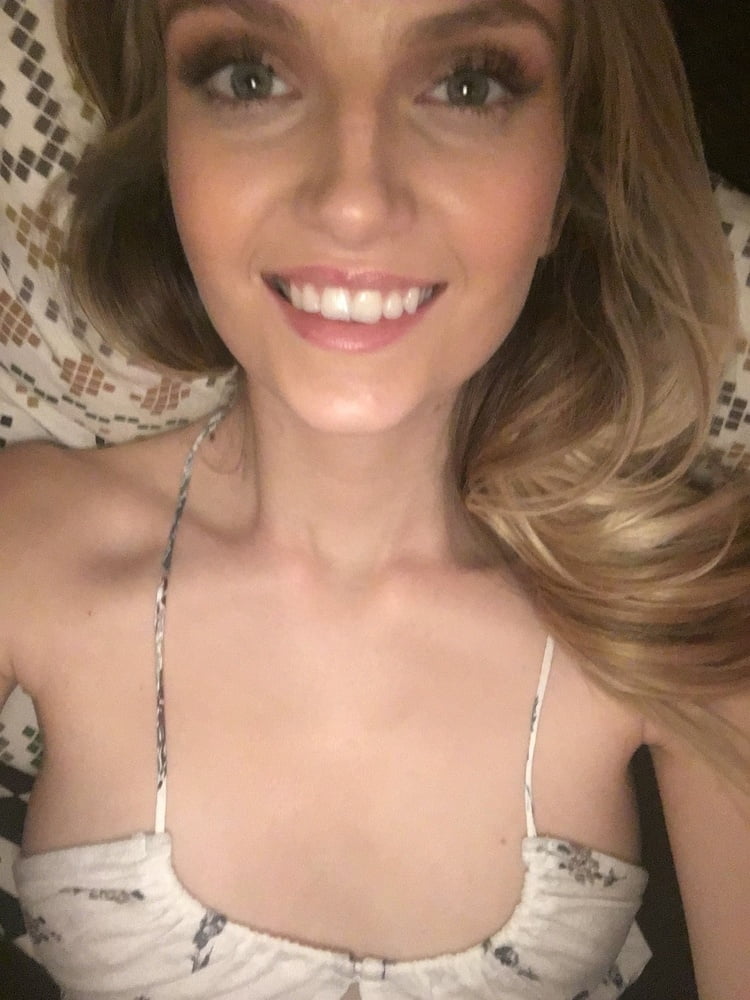 Rubia amateur 63
 #104607002