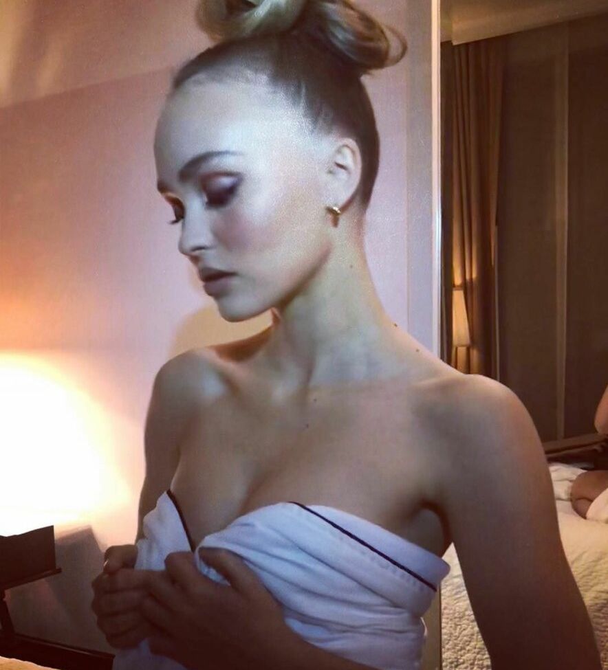 Lilly Rose Depp nude #108731643