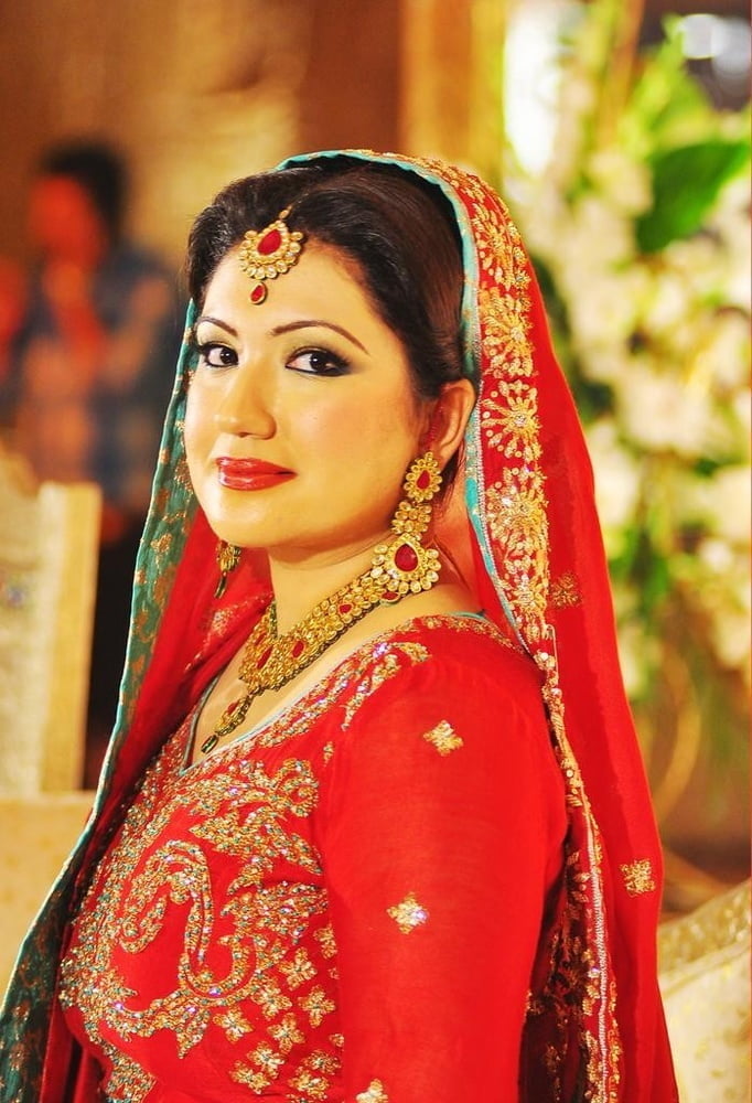 太ったパキスタン人女性のおっぱい
 #95401248