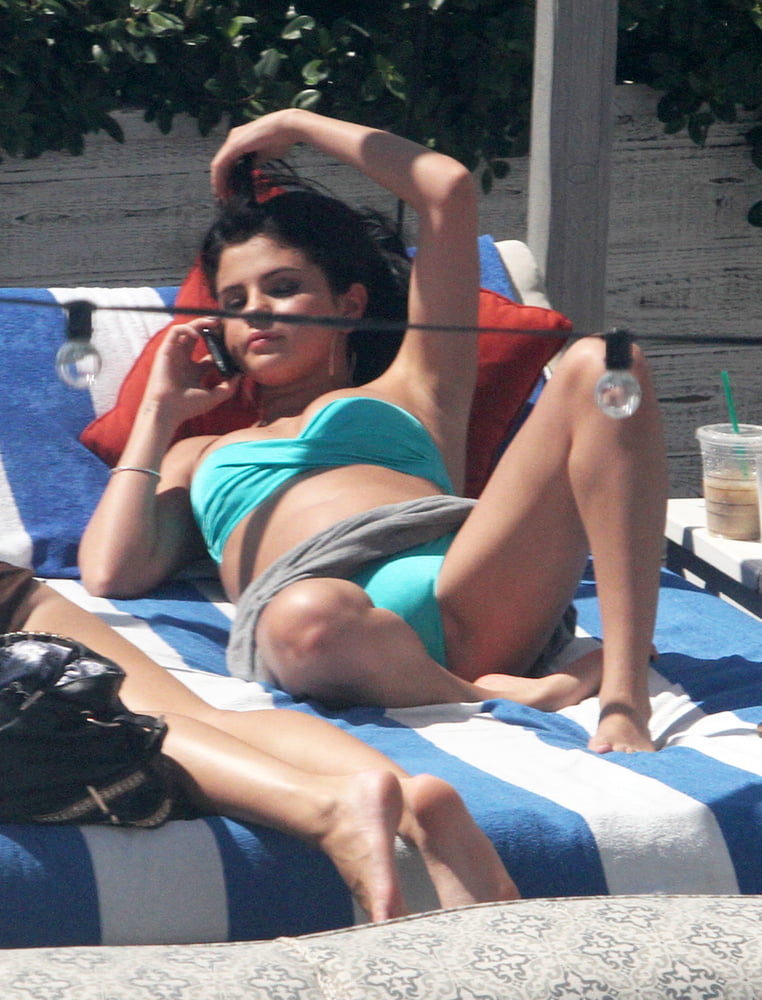 Selena Gomez #90572947