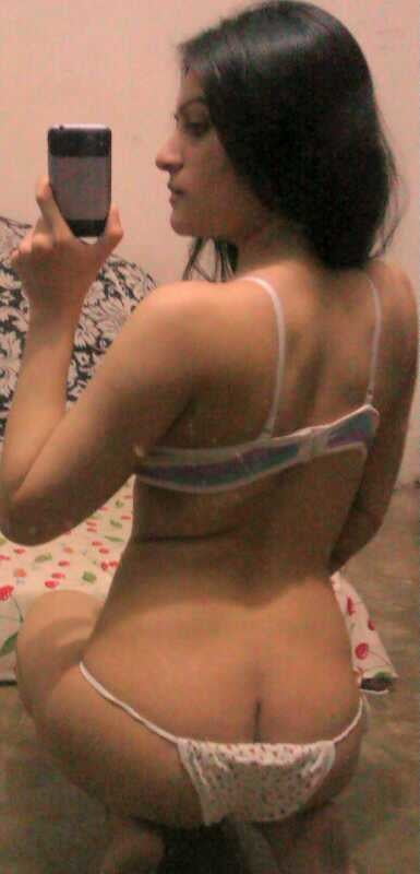 INDIAN HOT DESI WIFE LEAKED NUDES 2020 #96012903