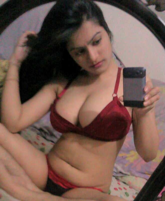 INDIAN HOT DESI WIFE LEAKED NUDES 2020 #96012915