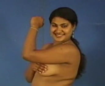 Nuevo semidesnudo
 #105898193