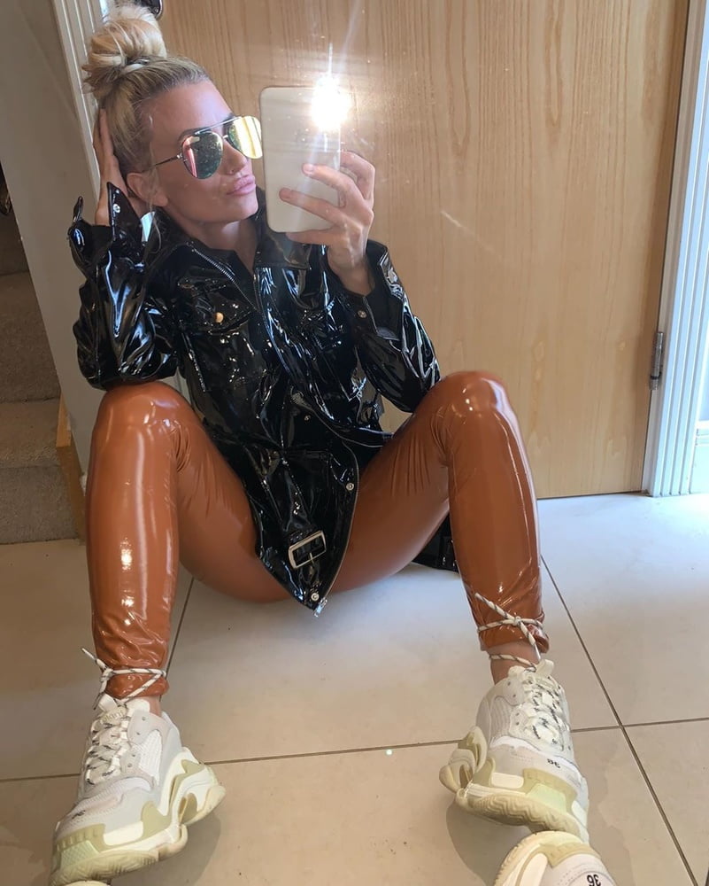 mariaelondon in PVC #104087661