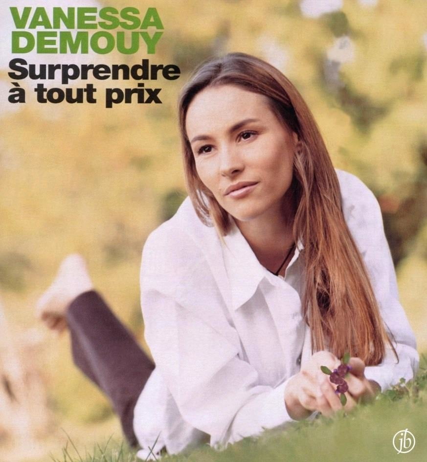 Vanessa Demouy
 #91983990