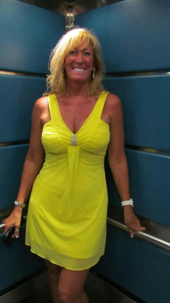 Hot MILF Keli #91290818