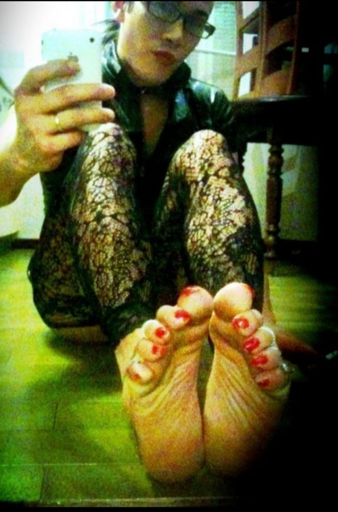 asian ts in the mirror #107265009