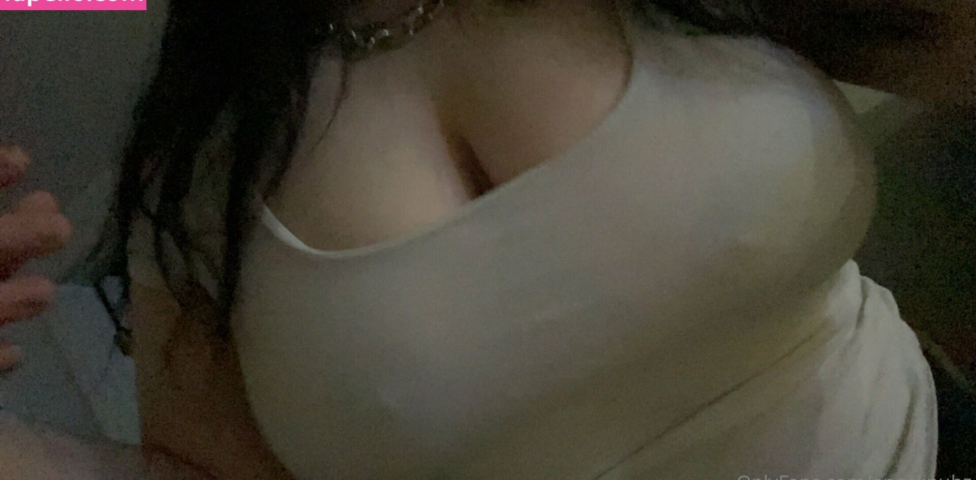 Angelinuhz nackt #108045550