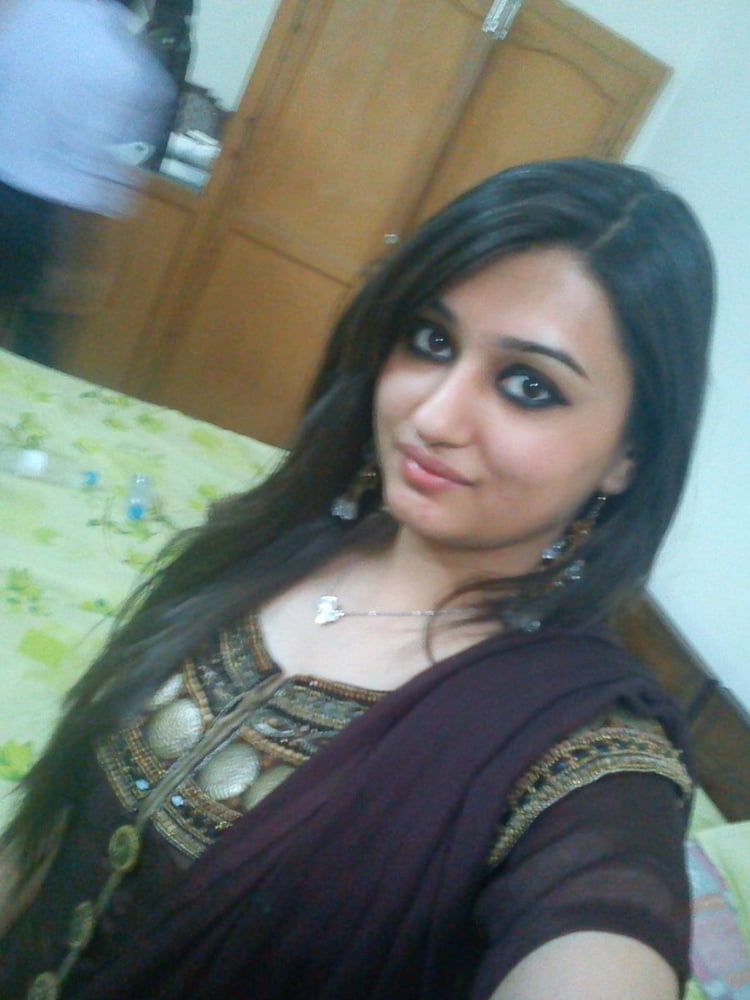 Unknown desi girl 0007 (nudes)
 #104831695