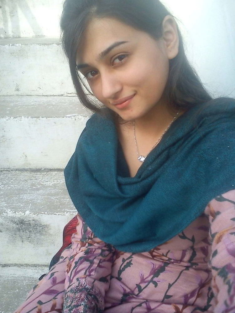 Unknown desi girl 0007 (nudes)
 #104831943