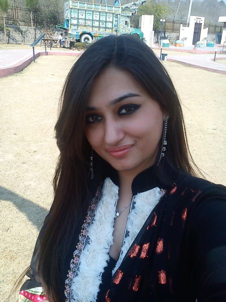 Unknown desi girl 0007 (nudes)
 #104831975