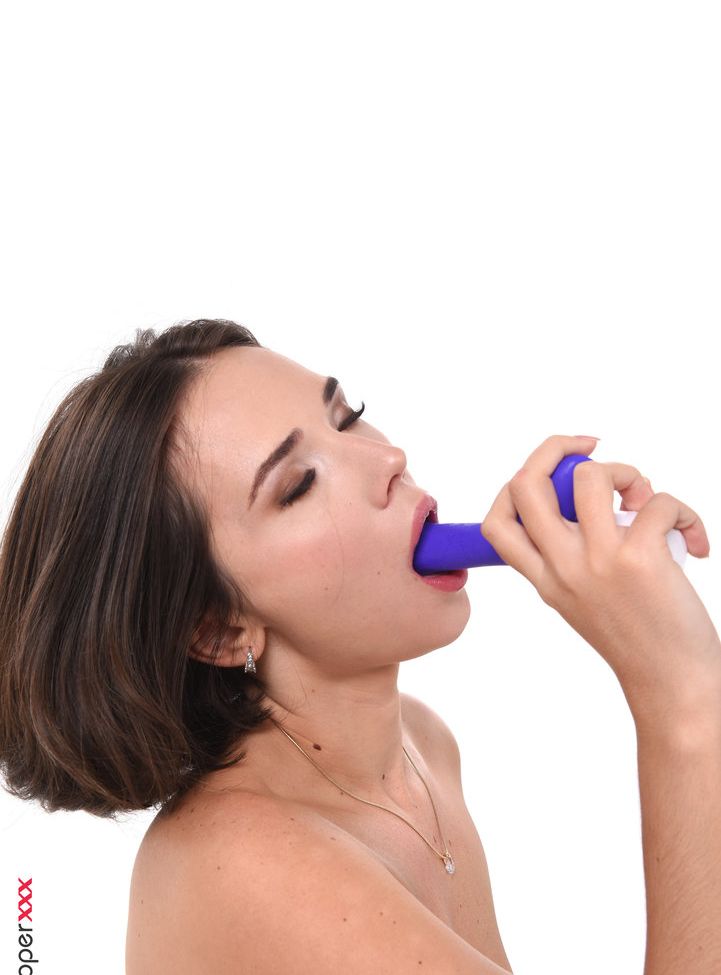 Eve Sweet desnuda #108394539