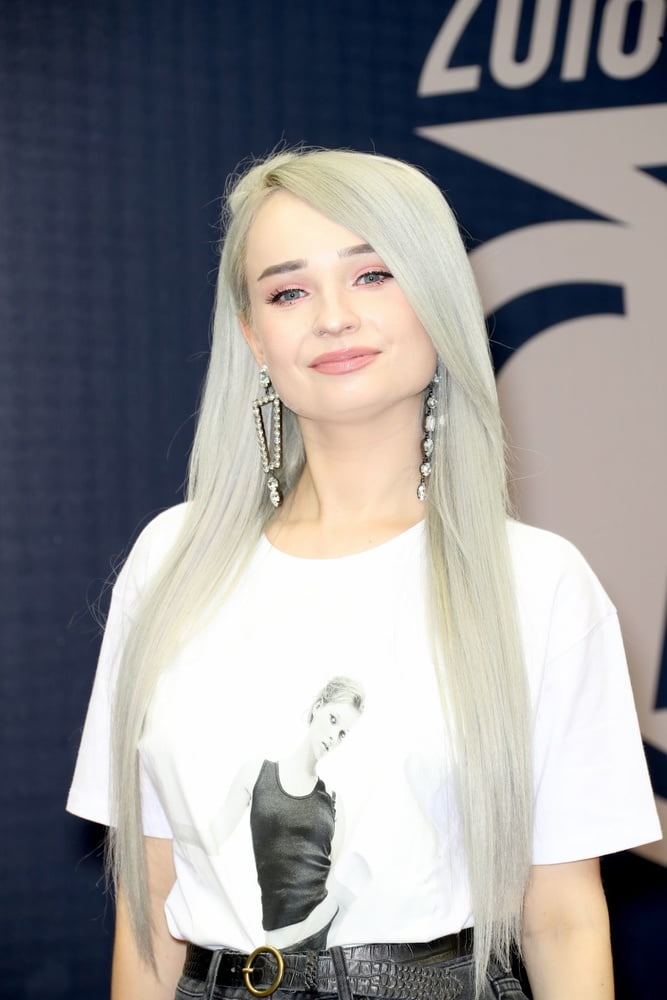 Kim petras perfection.
 #105222463