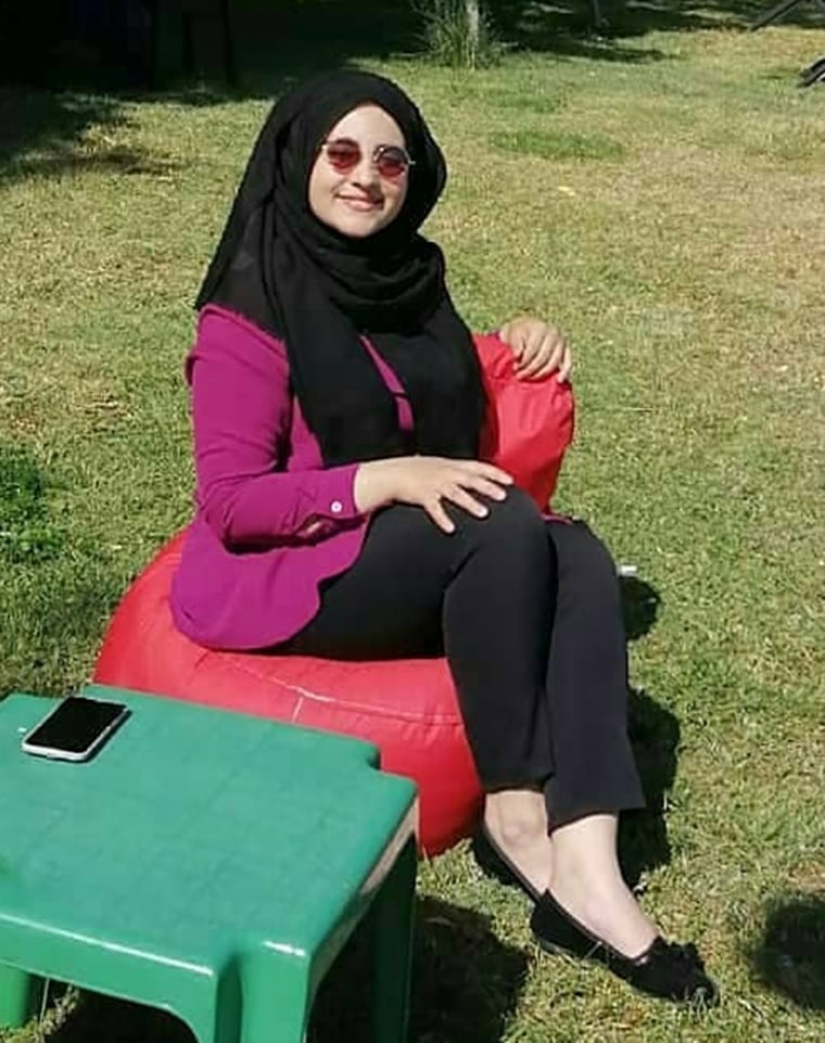 Turbanli hijab arab turkish paki egypt chinese indian malay #79759898