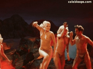 ヌードのセレブたち
 #94550841