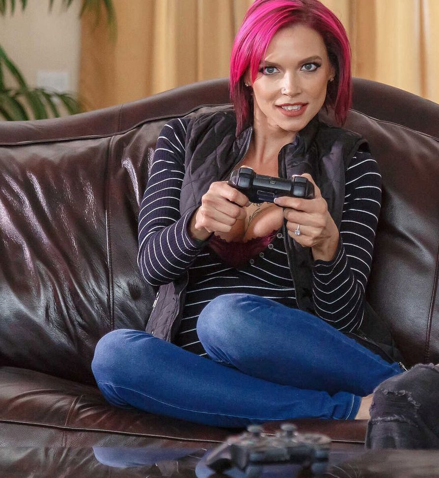 Anna Bell Peaks nackt #108219726