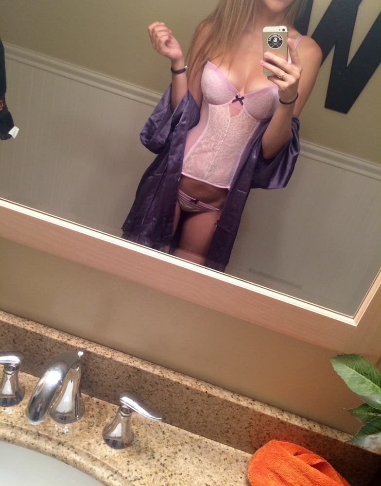 American beauty nude pics leaked 2020 , ragazza della palestra
 #81617561