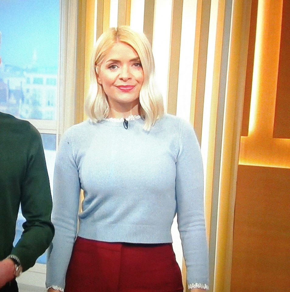 My fave tv presenters- holly willoughby pt.89
 #104301886