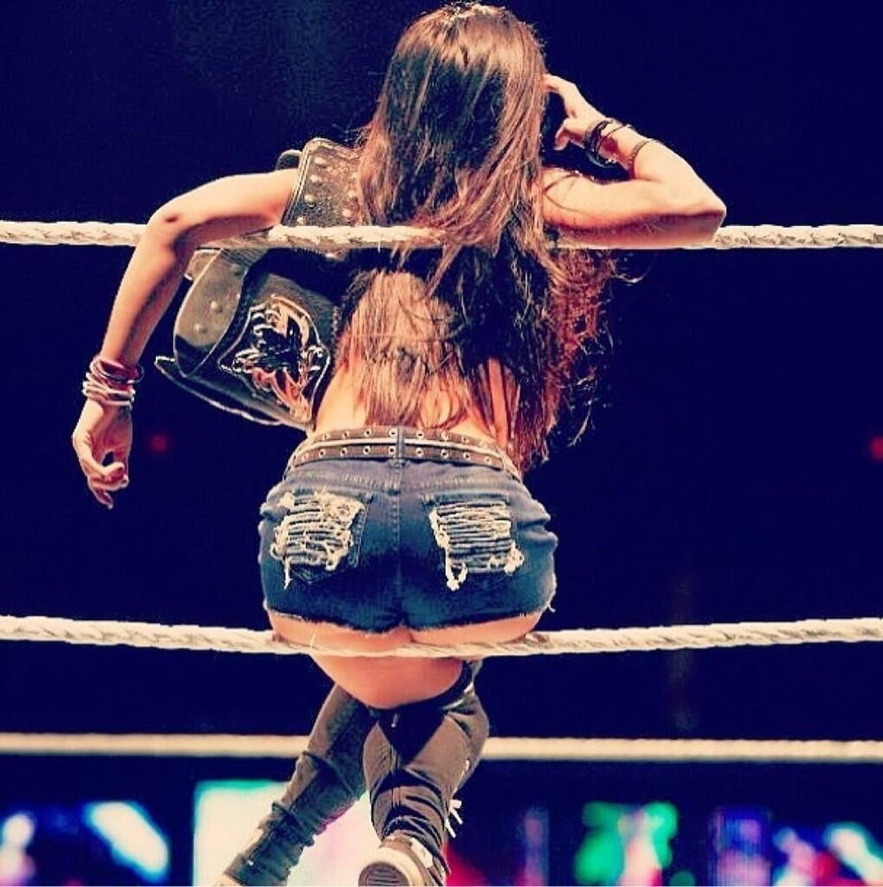 AJ Lee #103818749