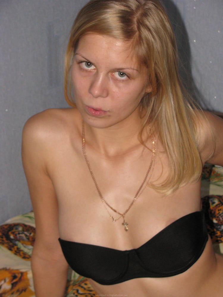 Rubia amateur 70
 #104171466