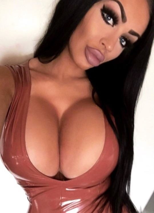 Bimbo Goddesses II #105291310