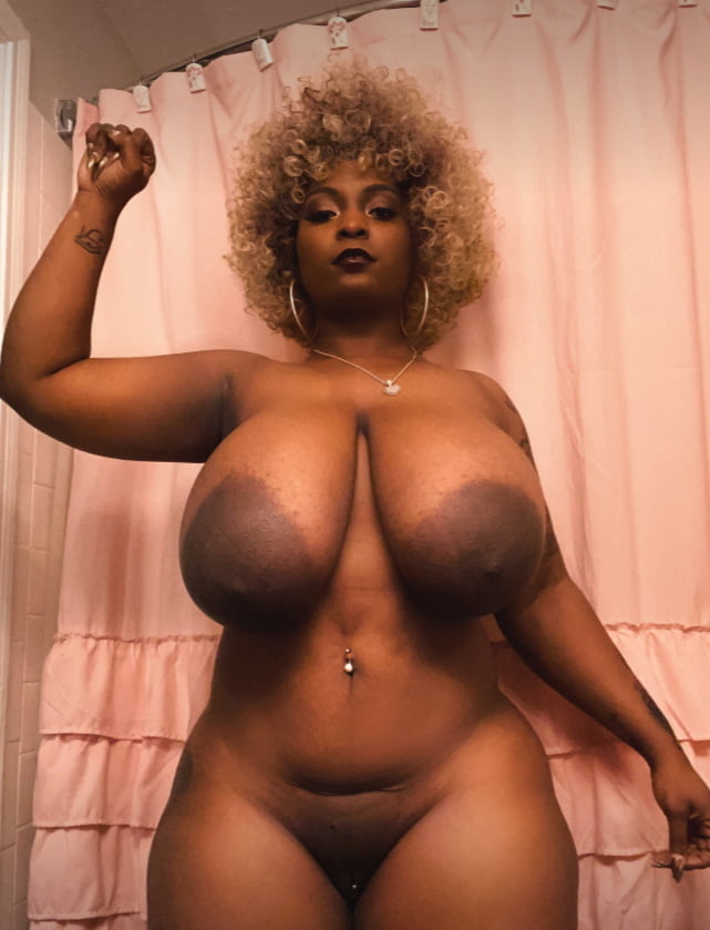 El comité de tetas grandes rg.2 especial
 #80677361