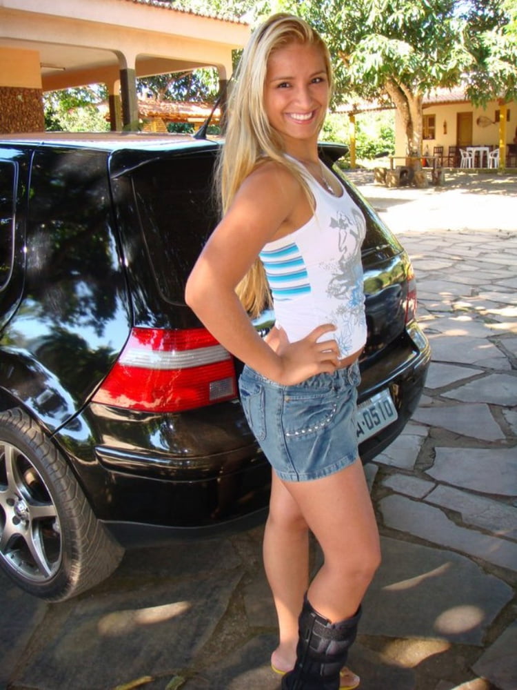Une latine avec un bon cul #96639446