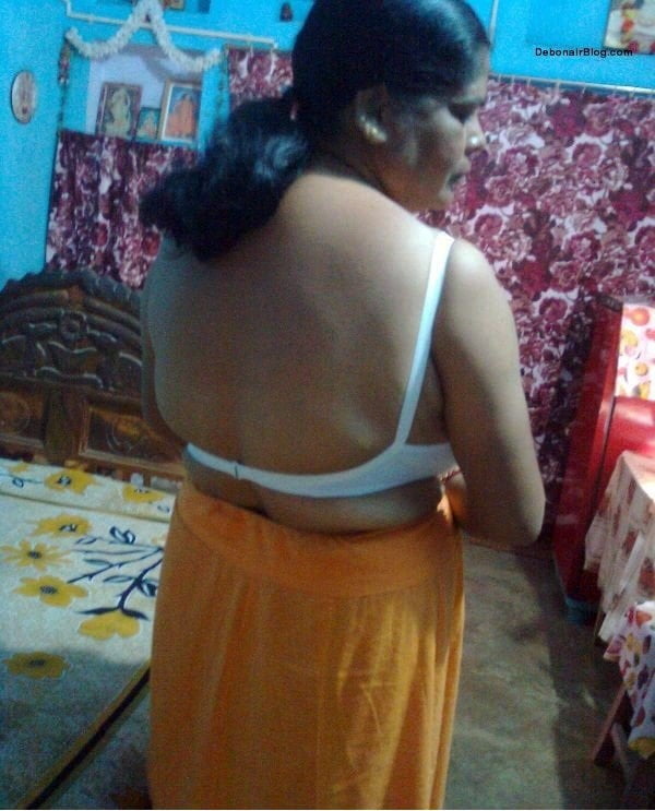 Desi indian big boods aunty beena aunty
 #90513716