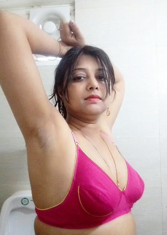 Sangeetha, indische Desi-Frau
 #98127291