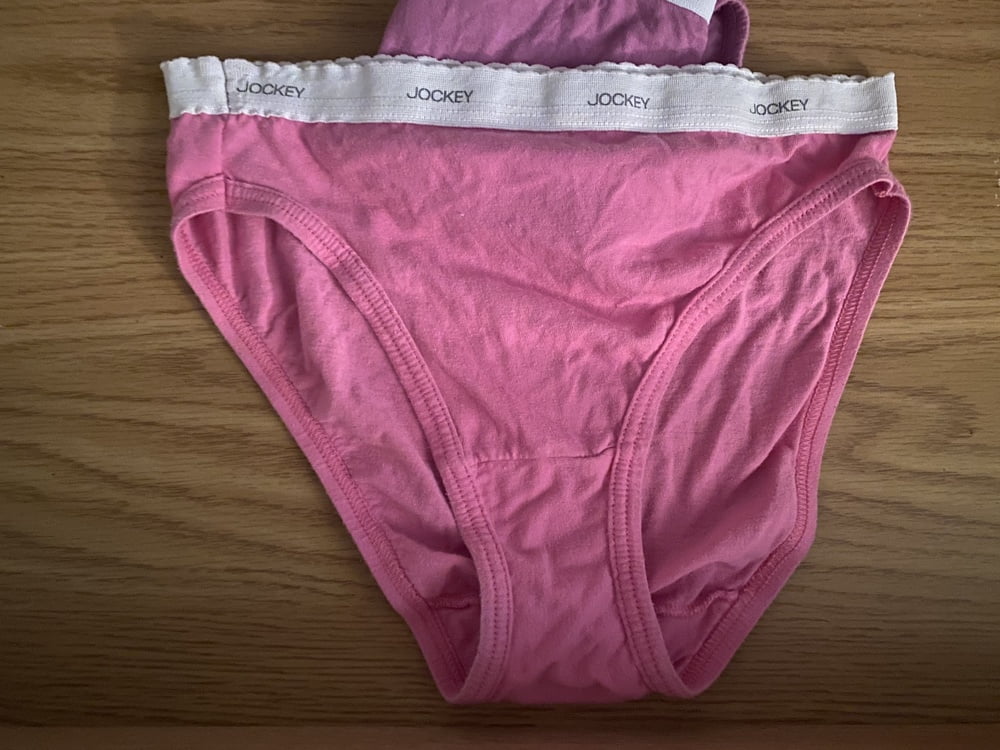 42歳の妻のパンティの引き出し
 #91455595