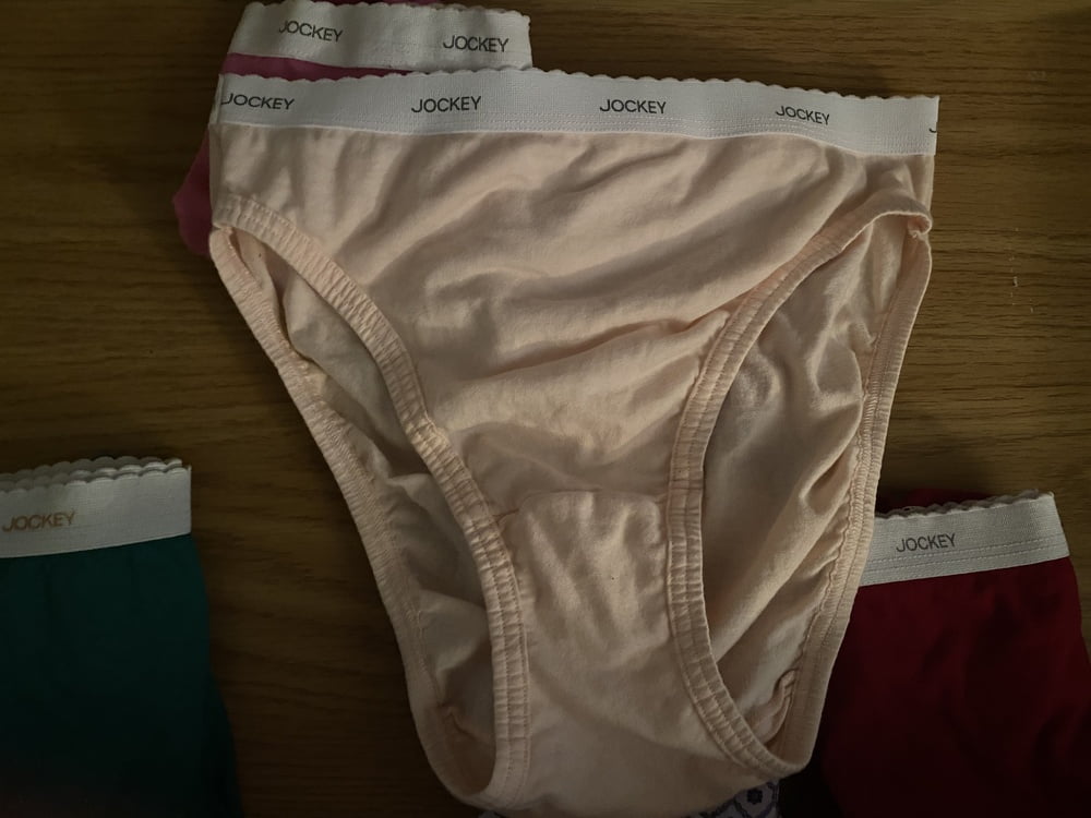 42歳の妻のパンティの引き出し
 #91455604