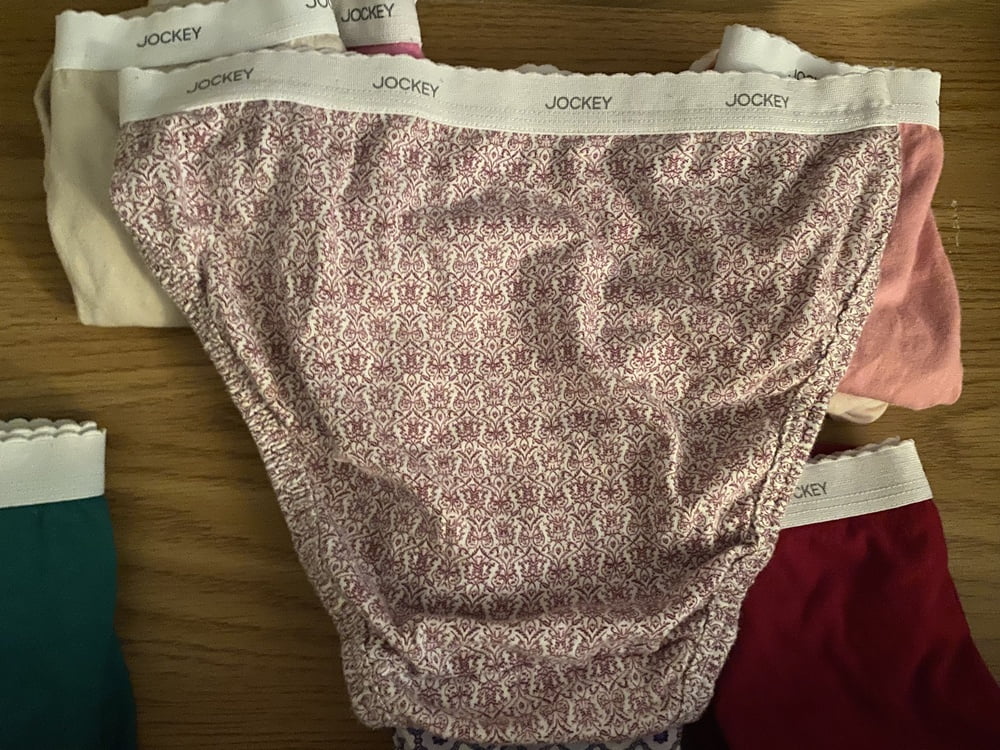 42歳の妻のパンティの引き出し
 #91455608