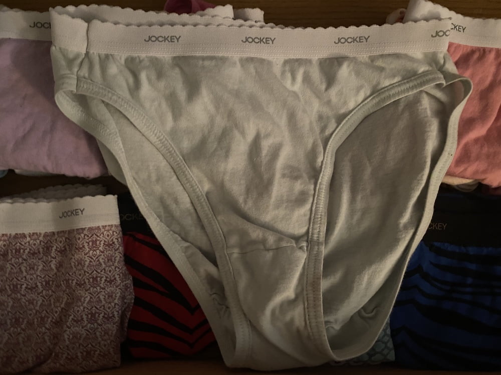 42歳の妻のパンティの引き出し
 #91455632