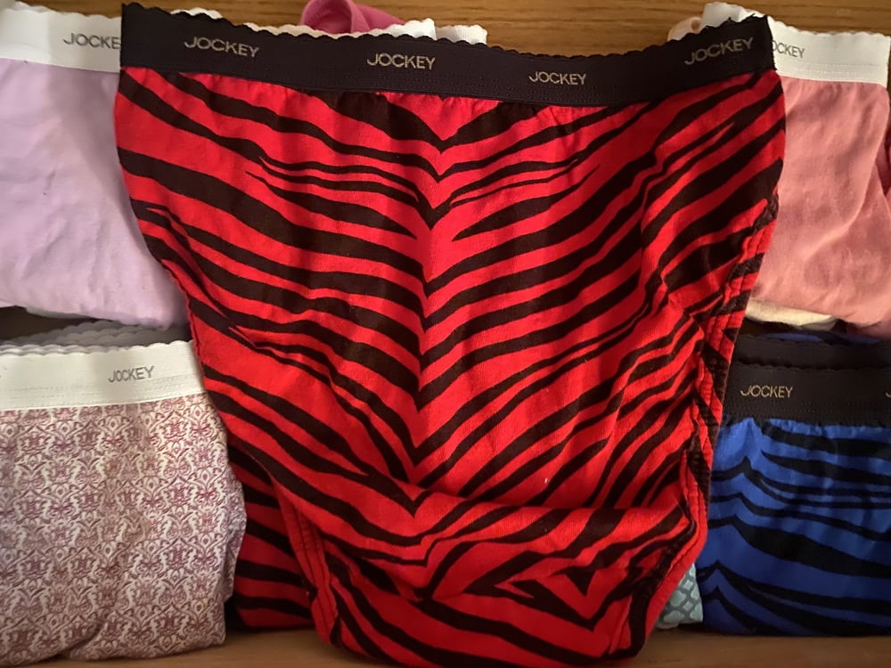 42歳の妻のパンティの引き出し
 #91455633