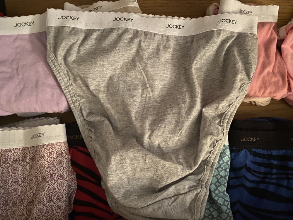 42歳の妻のパンティの引き出し
 #91455637