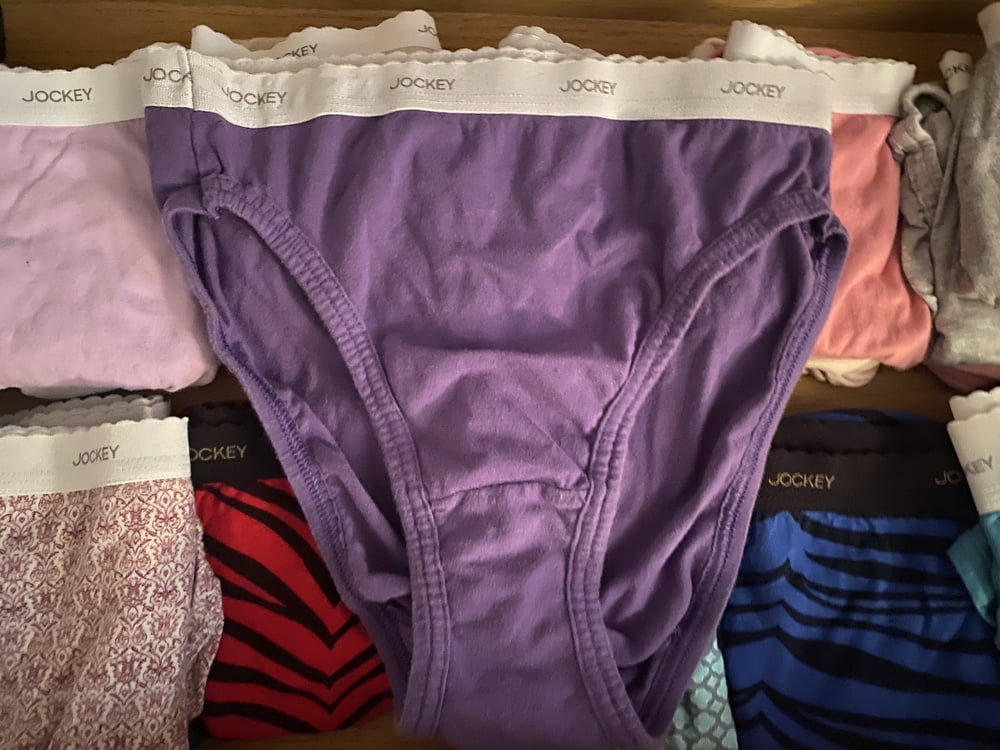 42歳の妻のパンティの引き出し
 #91455645