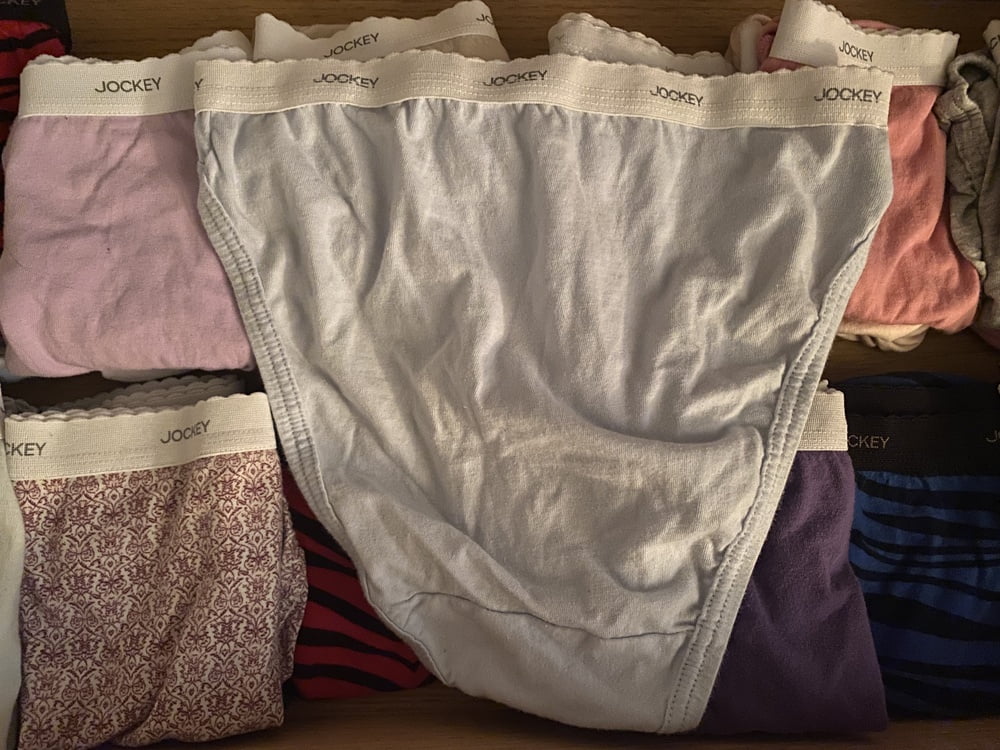 42歳の妻のパンティの引き出し
 #91455646