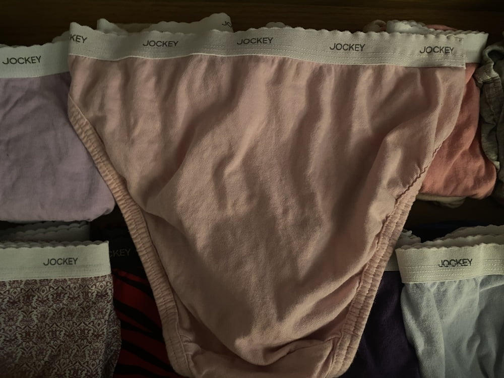 42歳の妻のパンティの引き出し
 #91455648