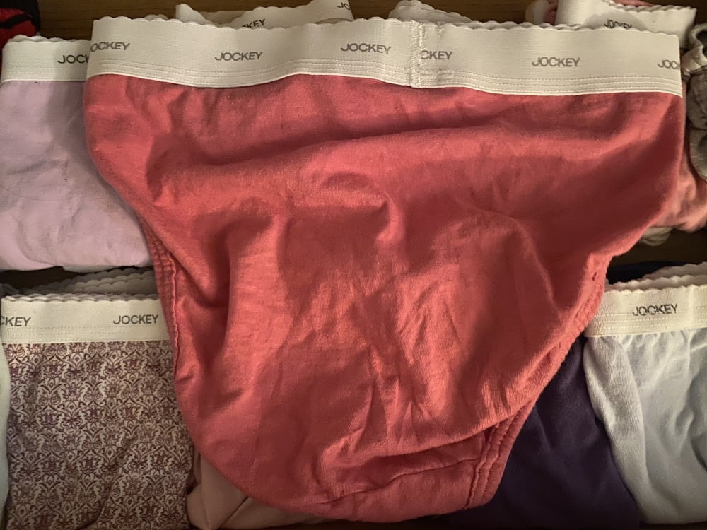 42歳の妻のパンティの引き出し
 #91455650