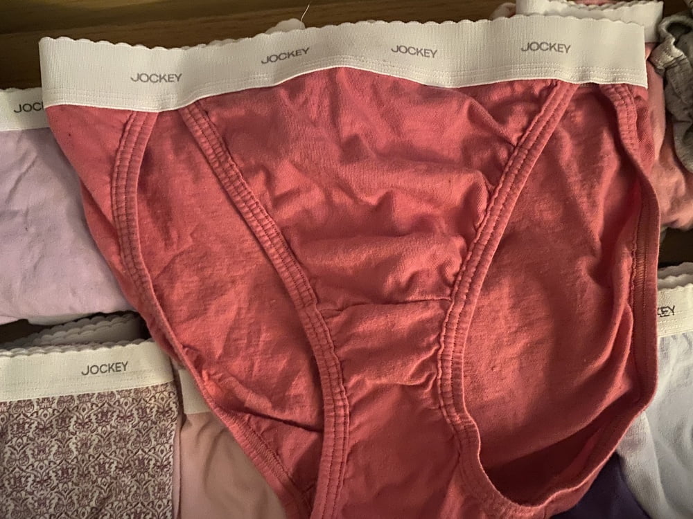 42歳の妻のパンティの引き出し
 #91455651