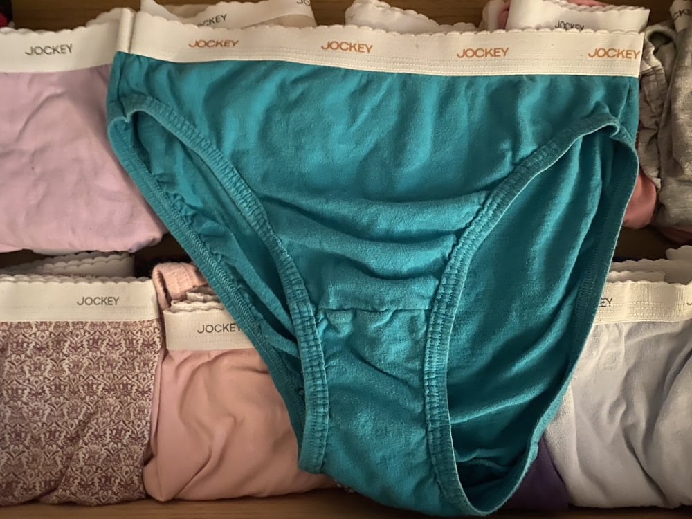 42歳の妻のパンティの引き出し
 #91455653