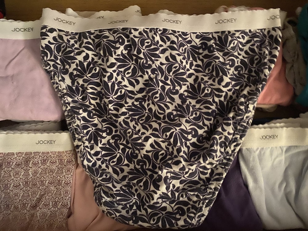 42歳の妻のパンティの引き出し
 #91455656