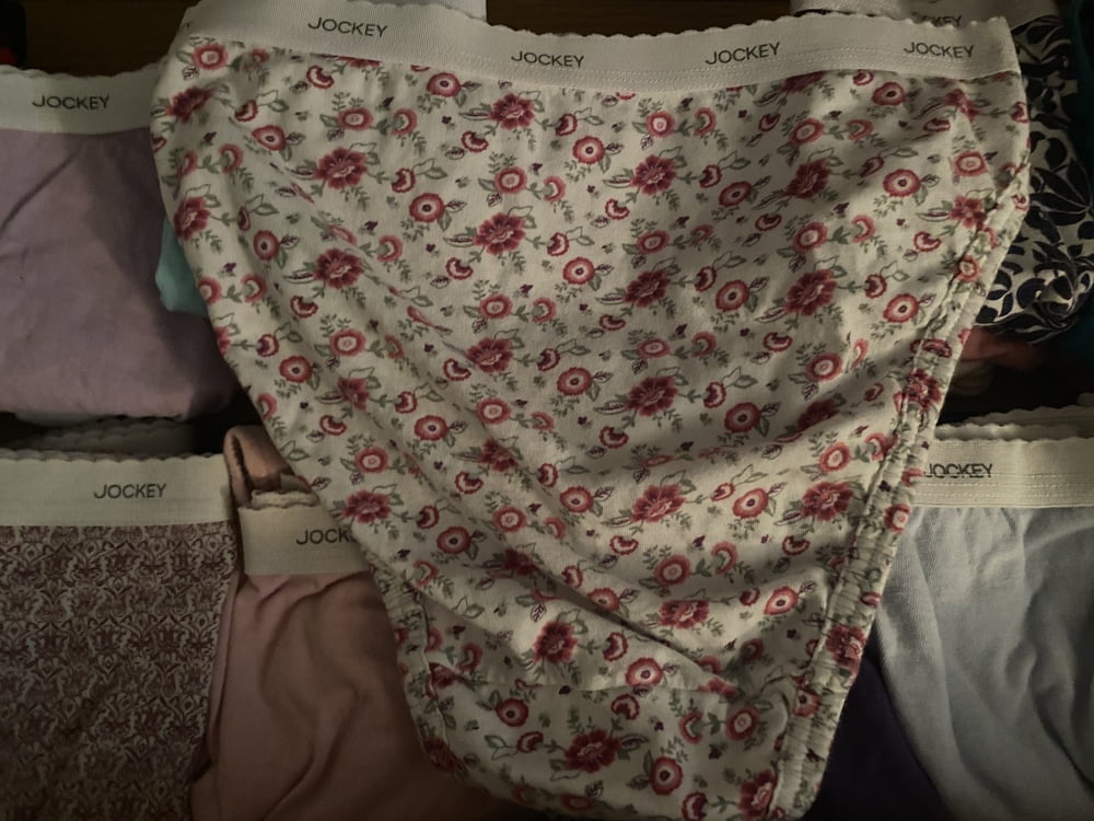 42歳の妻のパンティの引き出し
 #91455661